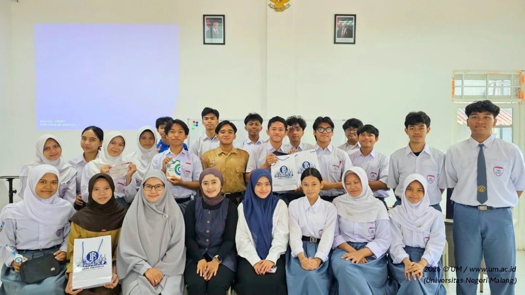 Doktor UM Buka Jalan Talenta Muda Palu Menuju Pentas Global