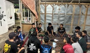 IMG-20261010-WA0030 Babinsa Kotalama Ajak Pemuda Siapkan Diri untuk Mengabdi Melalui TNI AD