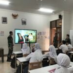 Dampingi Kadet UNHAN RI di Tlogowaru, Babinsa Perkuat Sinergi Pendidikan