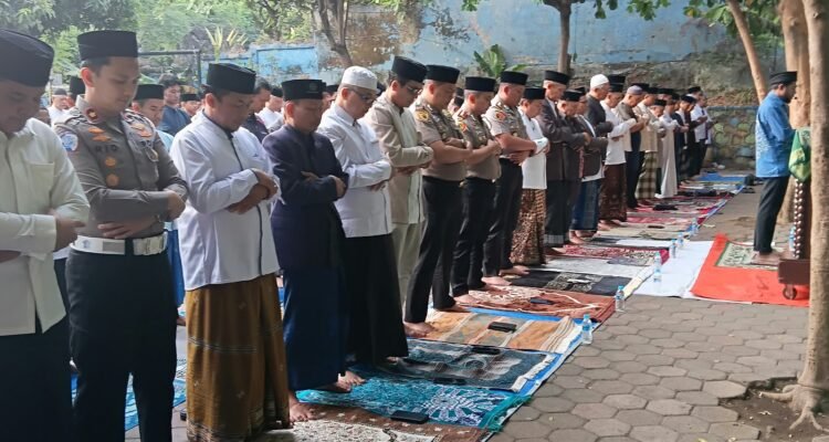 Kekeringan Picu Ancaman Kebakaran, Wawali Malang Dukung Salat Istisqa.