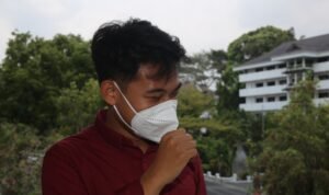 Asap TPA Supiturang Mengancam Kesehatan, Dosen UMM: Jangan Andalkan Masker Medis Biasa