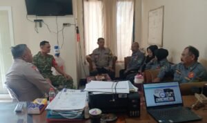IMG-20261027-WA0050 Babinsa Sumbersari Gandeng Linmas, Perkuat Keamanan Warga