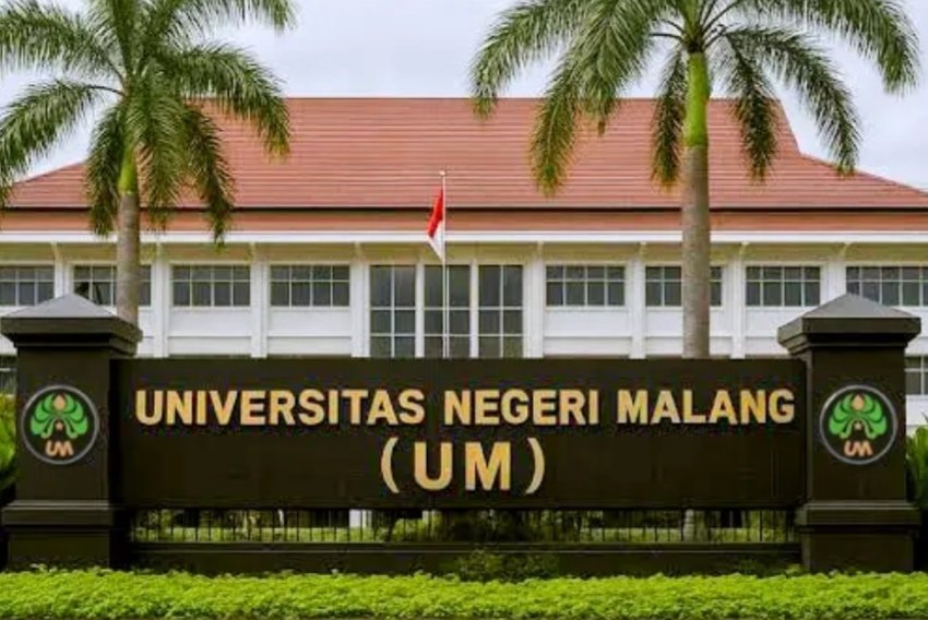UM Kukuhkan Empat Guru Besar, Dari Tata Kelola Pendidikan hingga Teknologi Data