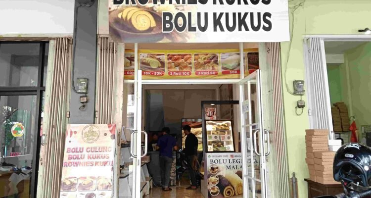 Pensiun Bukan Akhir Produktivitas, Joko Santoso Bangun Bolu Legenda Malang dari Pengalaman Puluhan Tahun