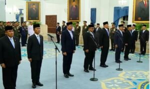 Prabowo Lantik Dua Wamenhan, Satu Fokus Teknologi Pertahanan, Satu Strategi Militer